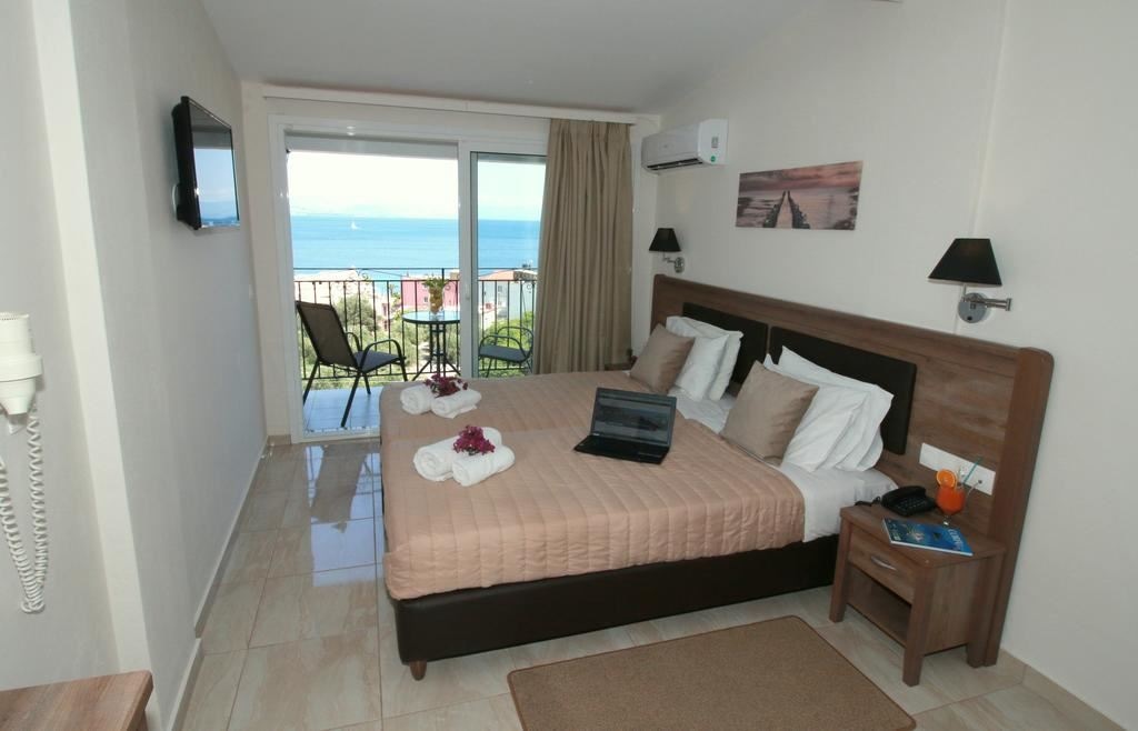 rooms-standard-room-sea-view