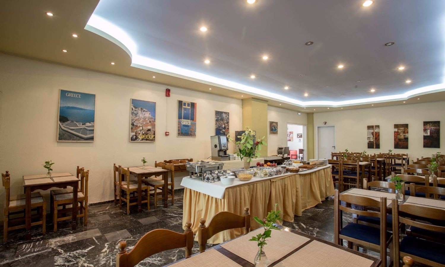 restaurants-breakfast-area