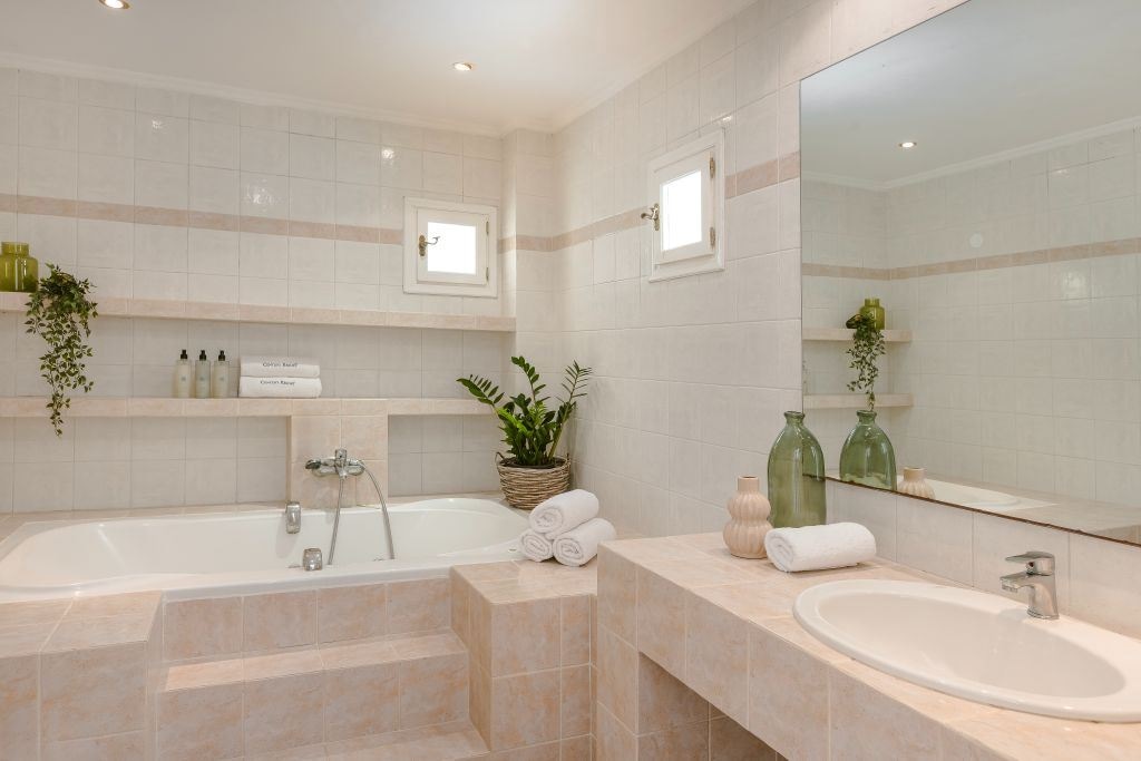 rooms-one-bedroom-family--sea-view-balcony-or-terrace