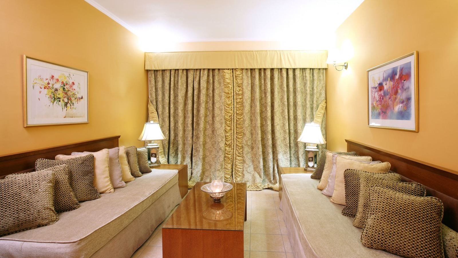 rooms-suite-lake-view