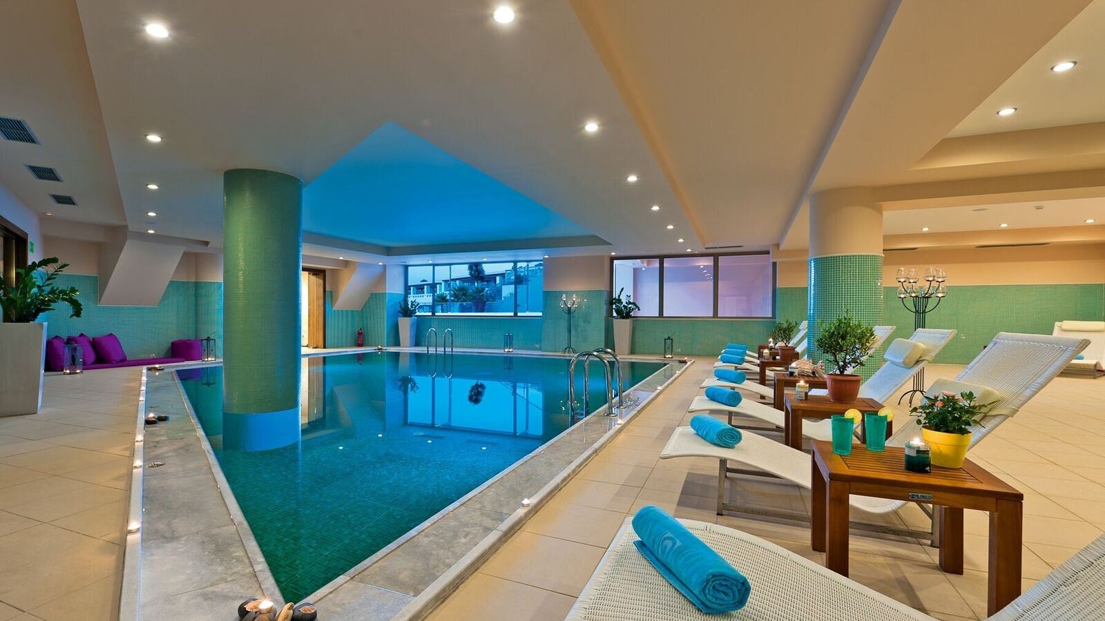 pools-indoor-pool