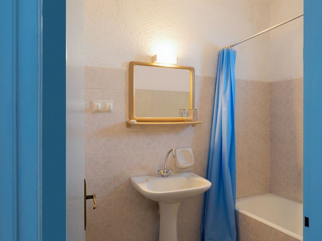 rooms-double-room-balcony