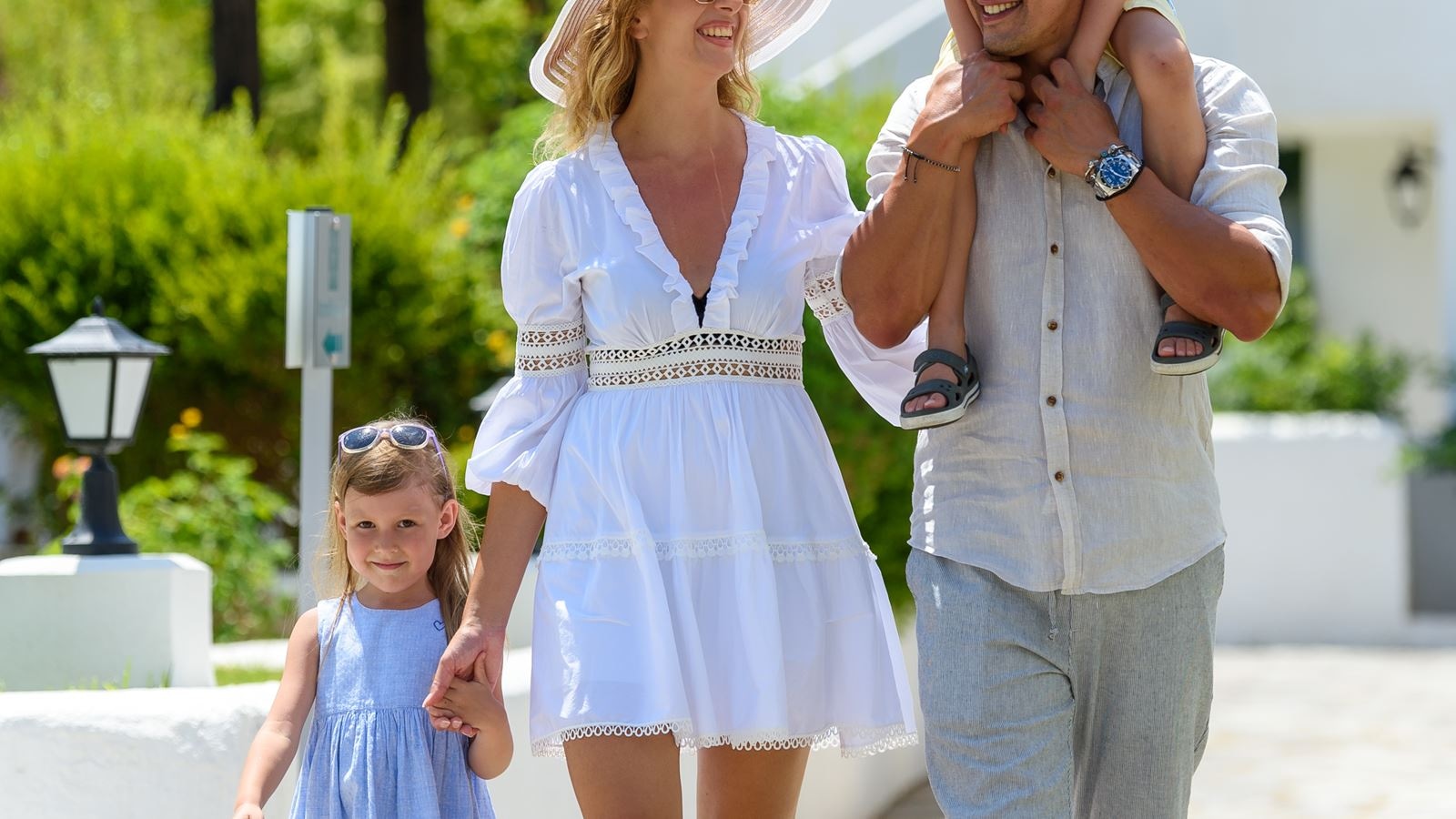 rooms-premium-family-suite-2-rooms-garden-view