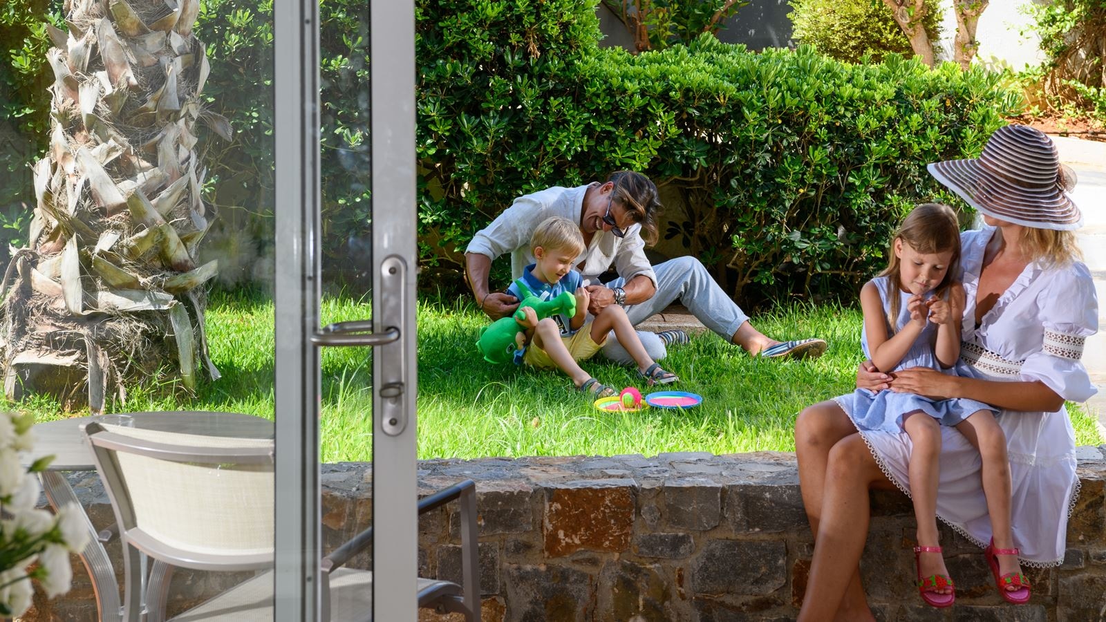 rooms-premium-family-2-rooms-garden-view