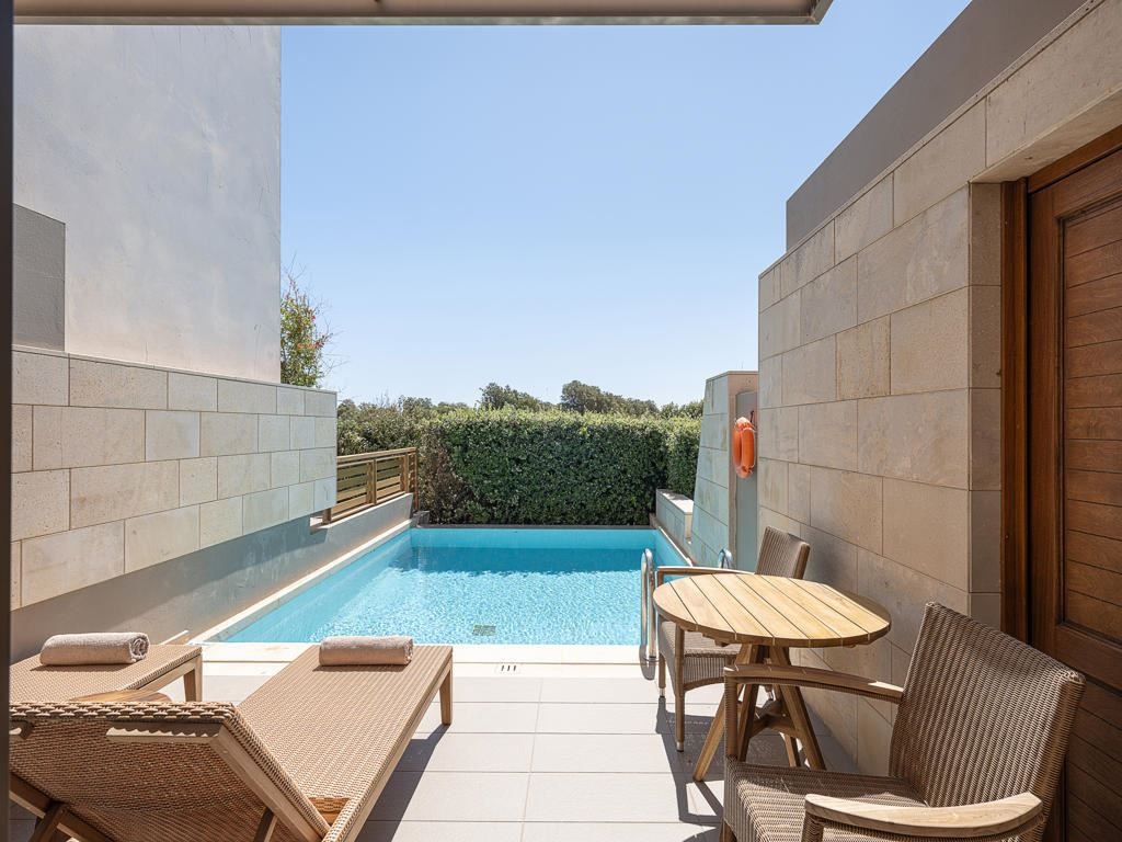 rooms-junior-suite-private-pool