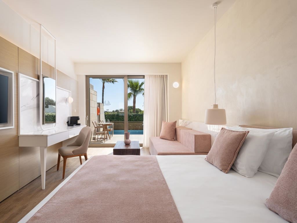 rooms-premium-junior-suite-private-pool