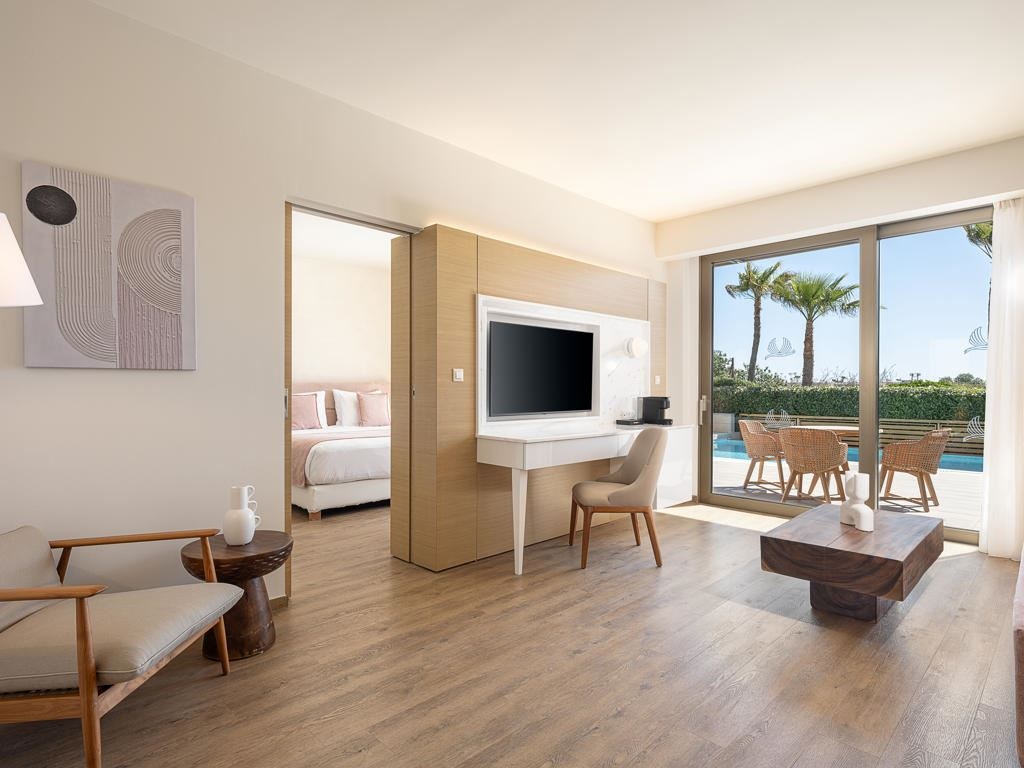 rooms-premium-suite-private-pool