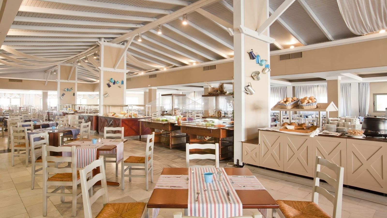 restaurants-atrium-greek-restaurant