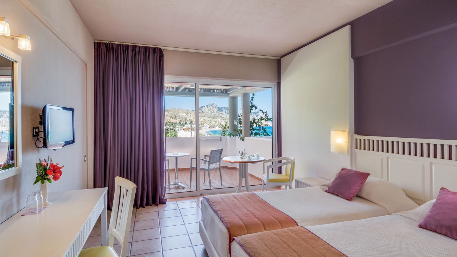 rooms-twin-or--double-sea-view-balcony-or-terrace