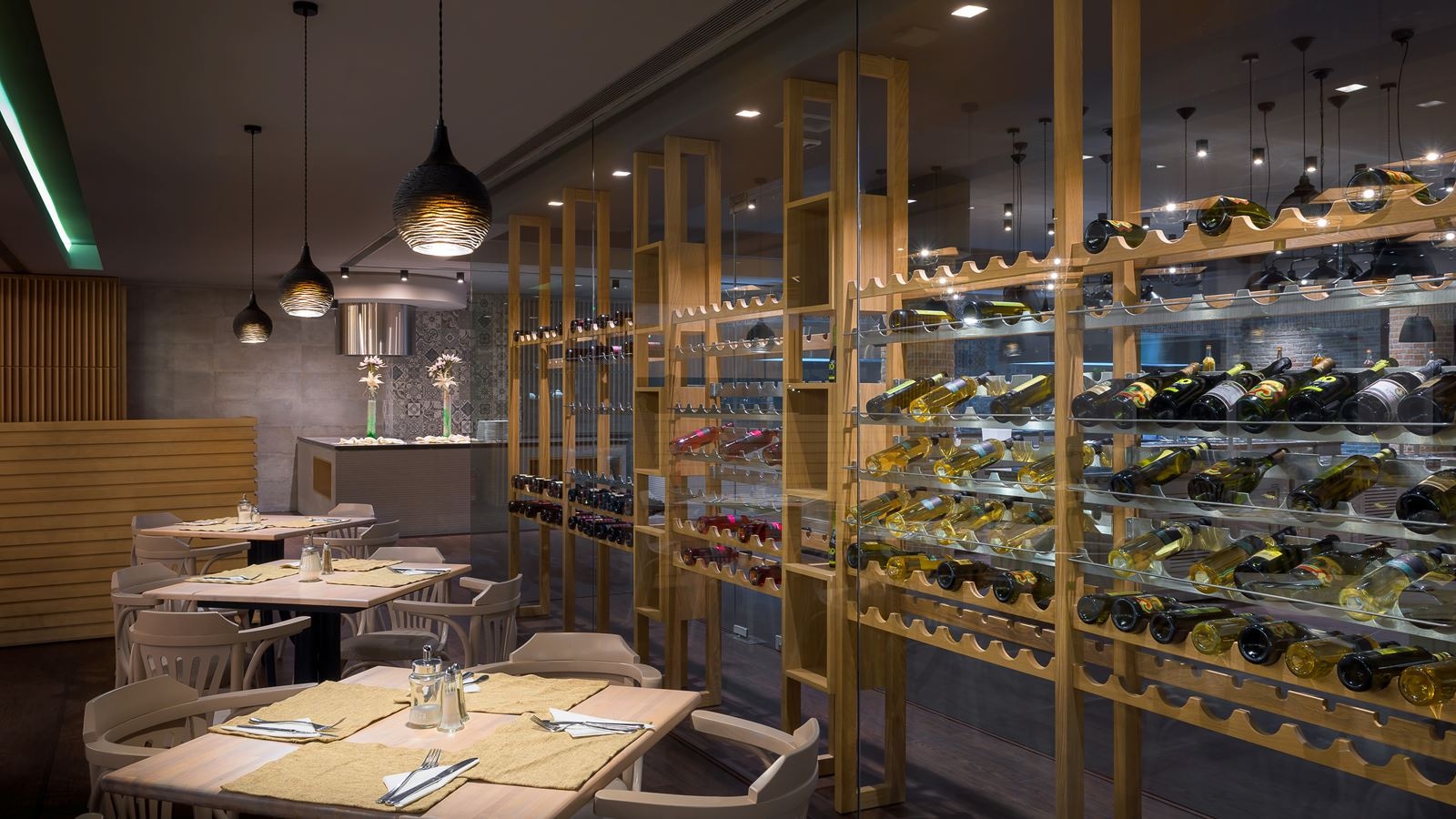 restaurants-thalassa-main-restaurant