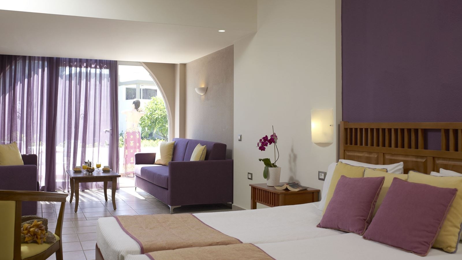 rooms-family-room-mountain-view