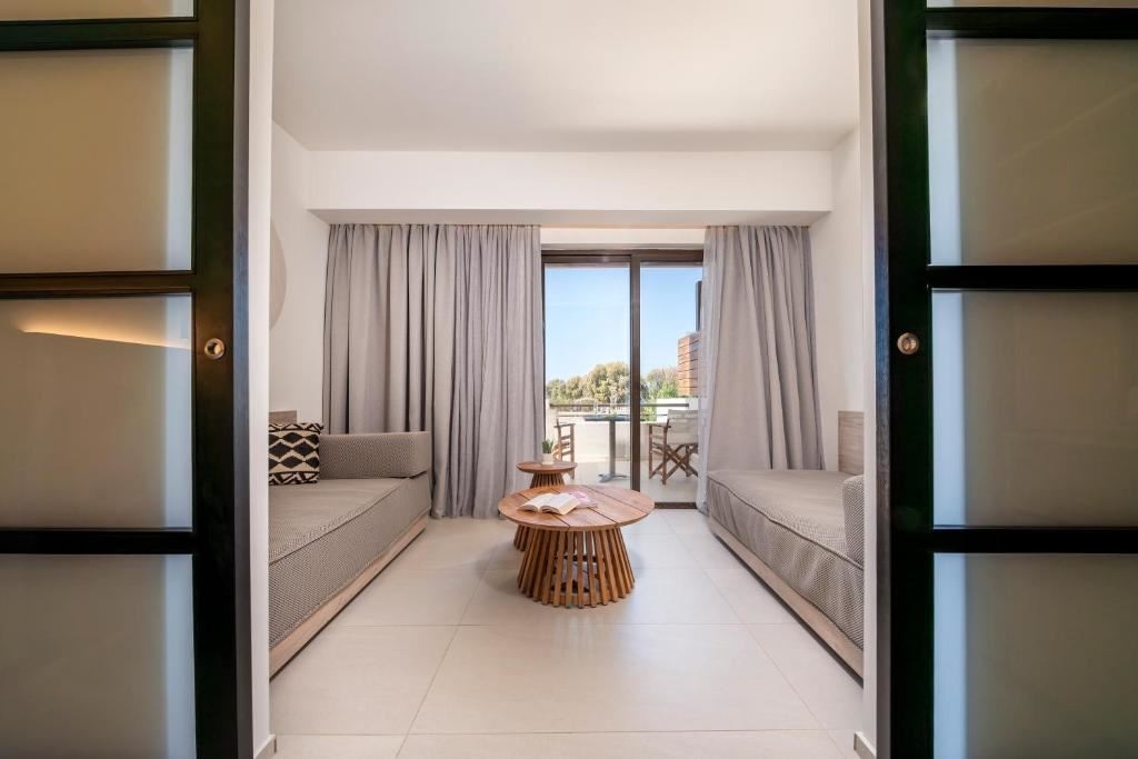 rooms-one-bedroom-suite-sea-view