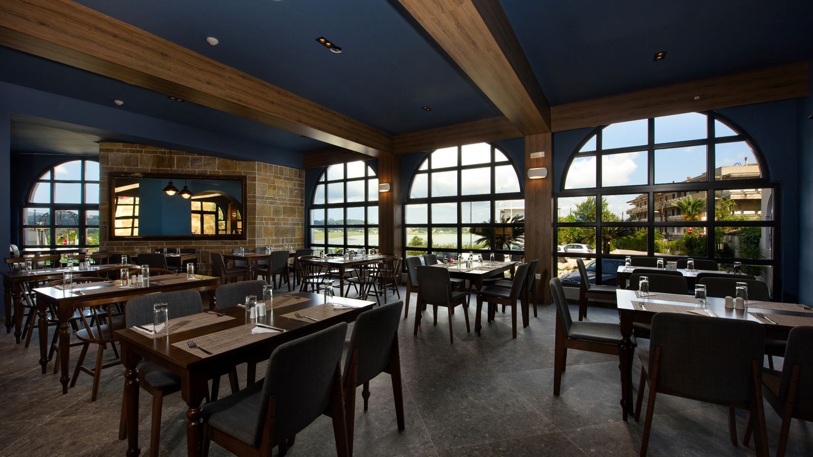 restaurants-restaurant