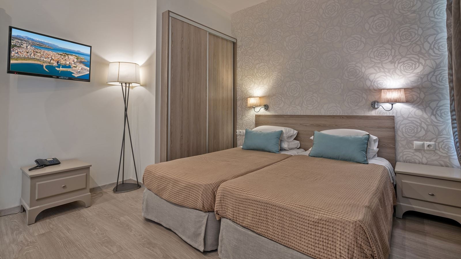 rooms-icarus-family-suite