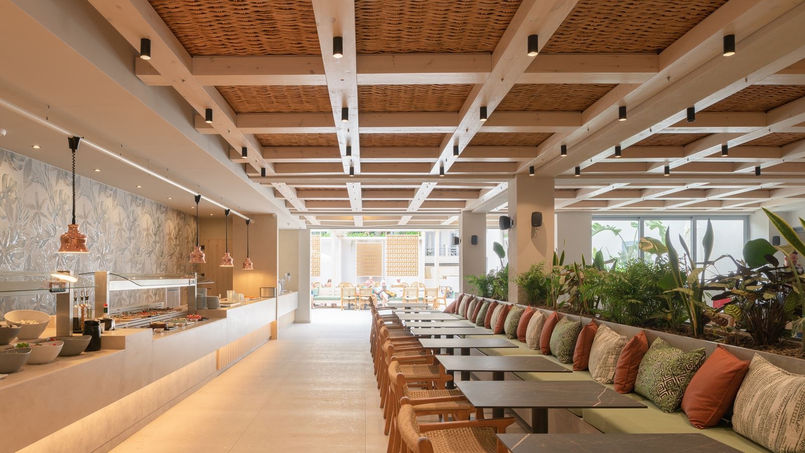 restaurants-main-restaurant