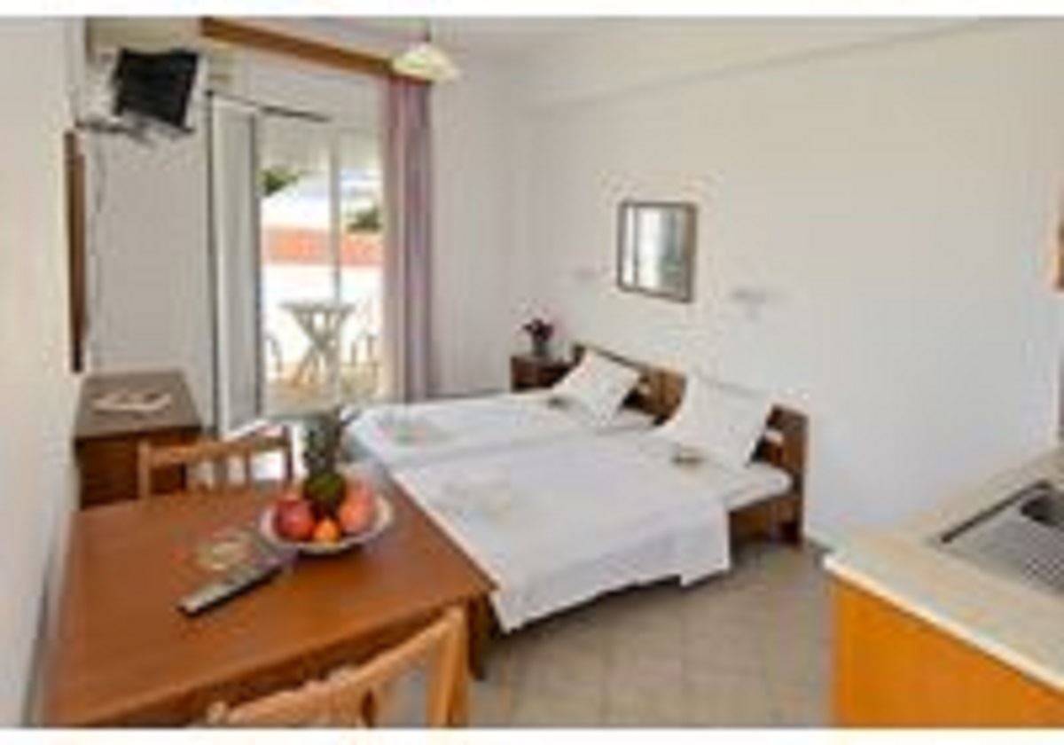 rooms-double-room-garden-view