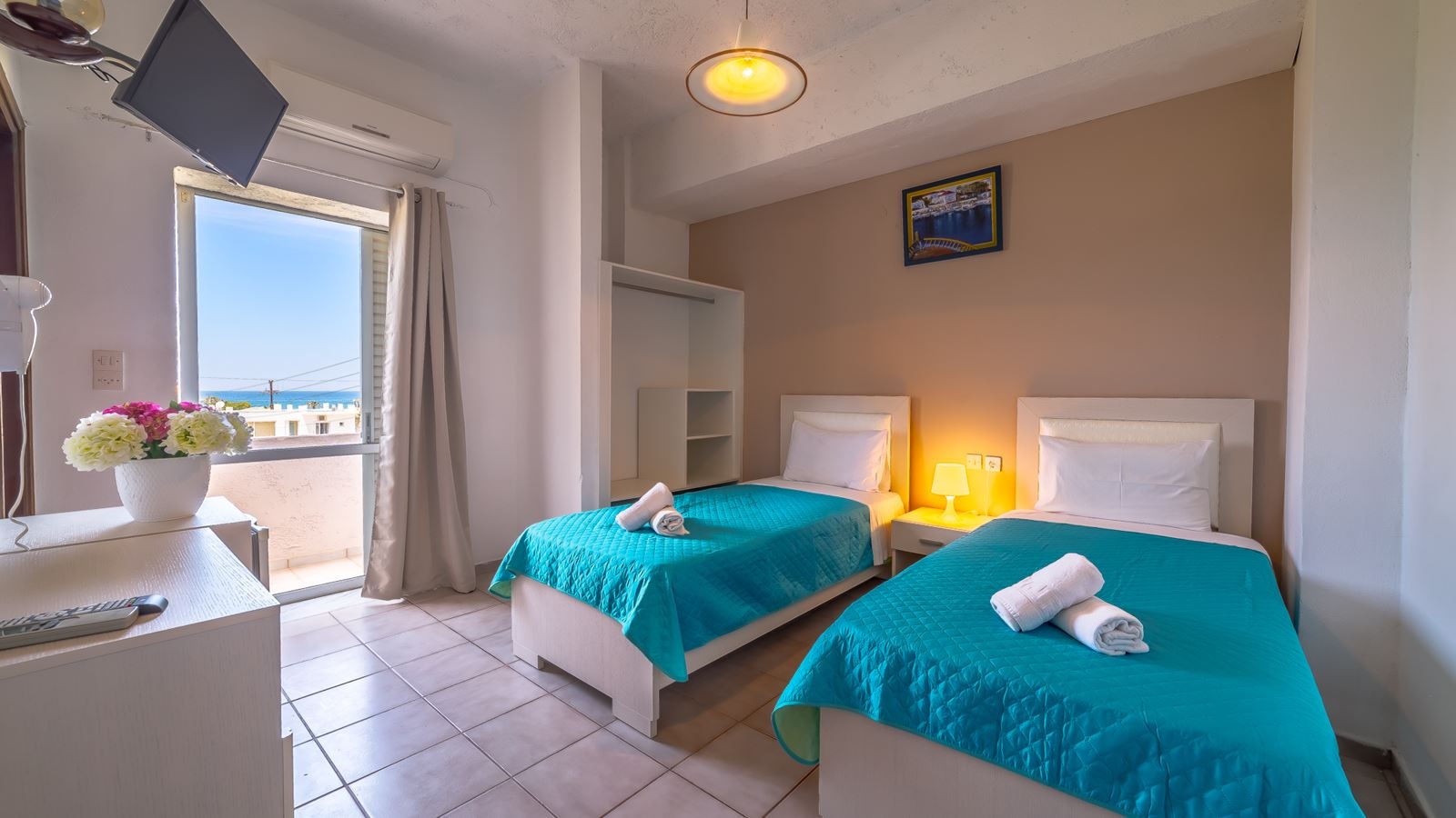 rooms-room-standard-double