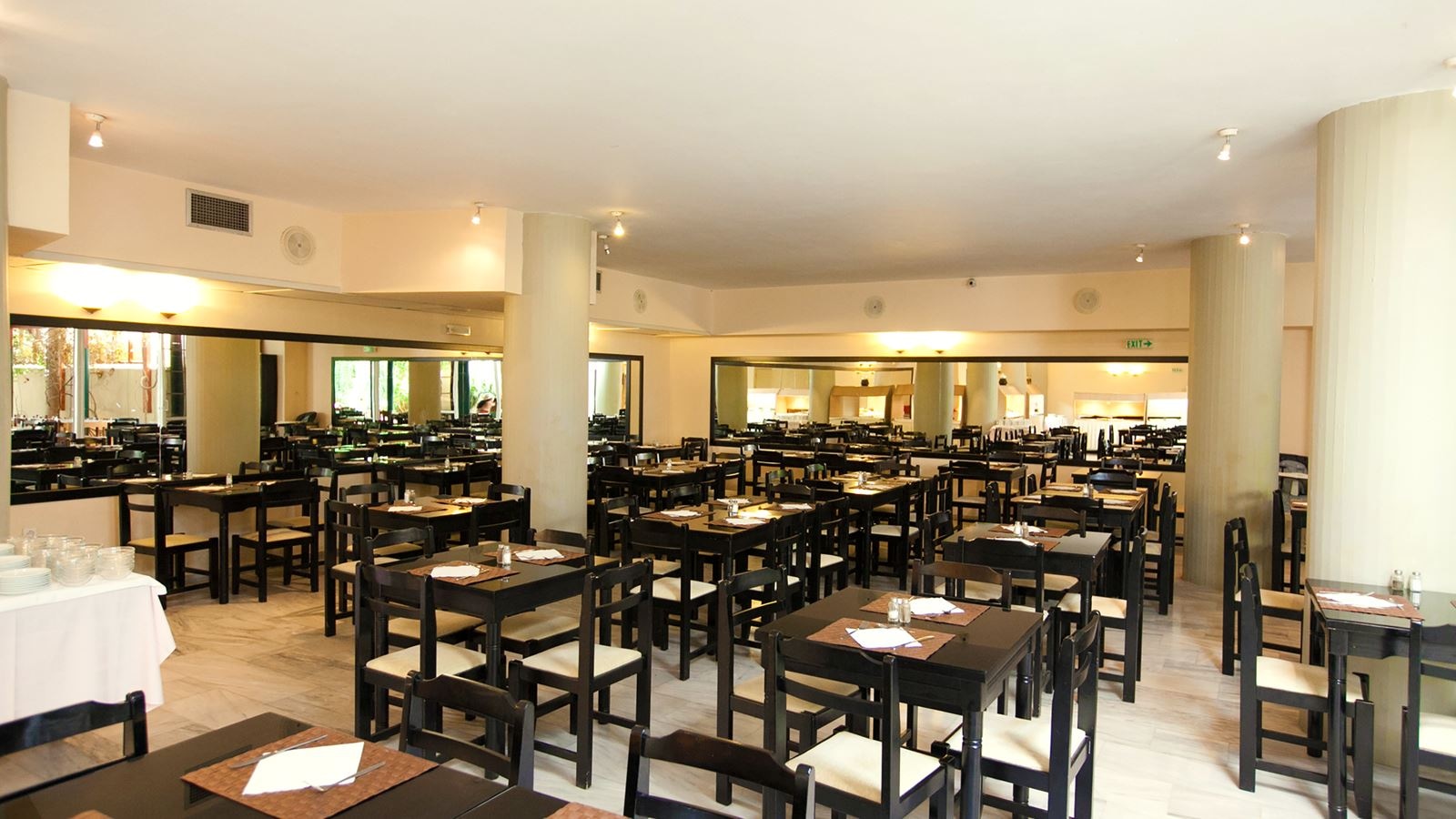 restaurants-restaurants