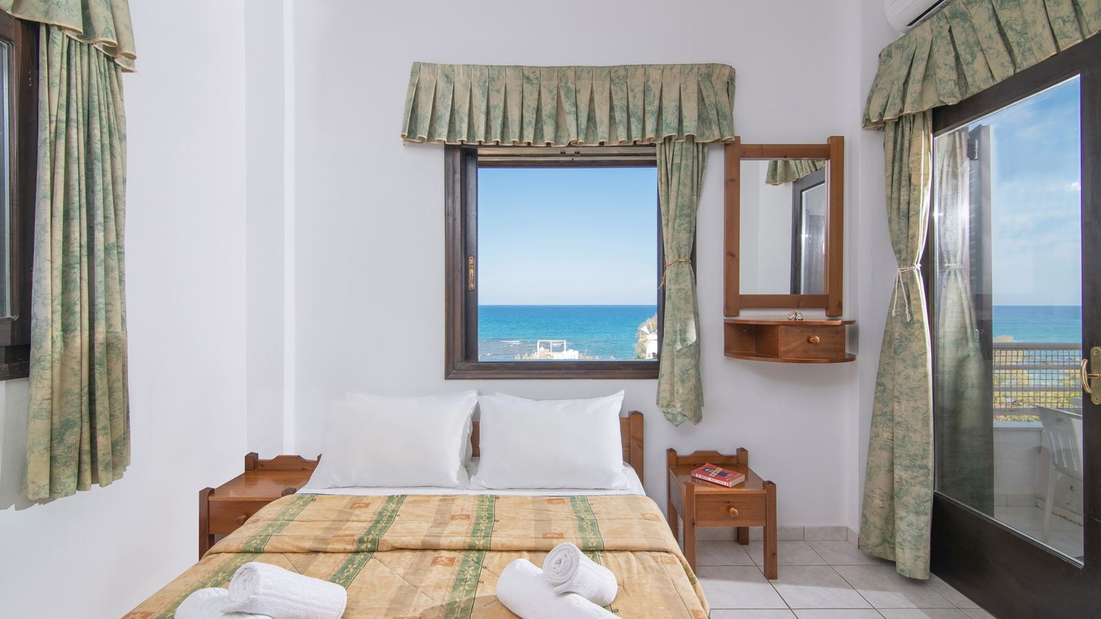 rooms-5bed-apartment