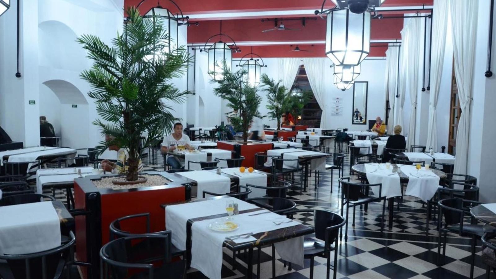 restaurants-main-restaurant