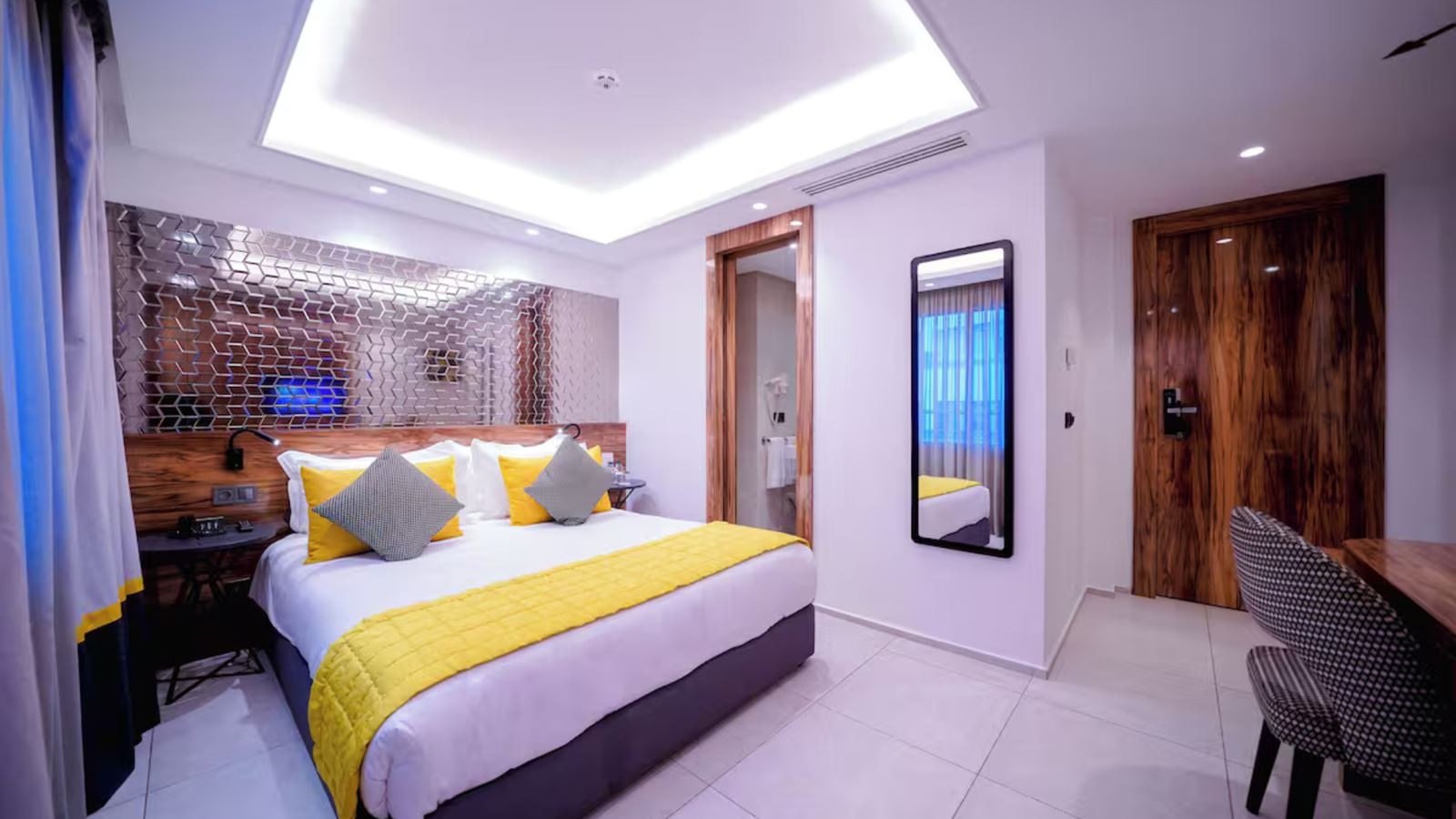 rooms-double-superior-room