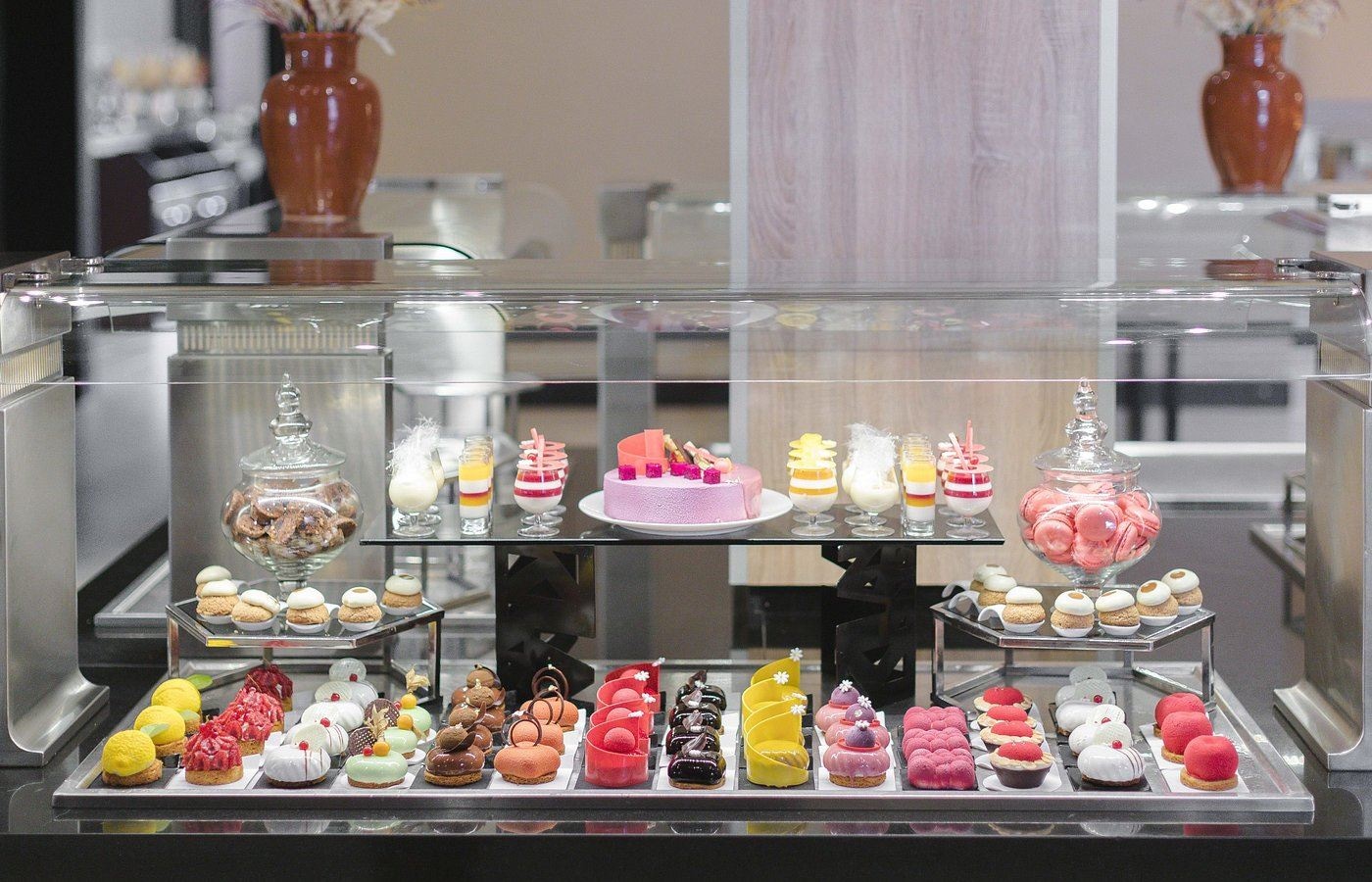 restaurants-restaurants