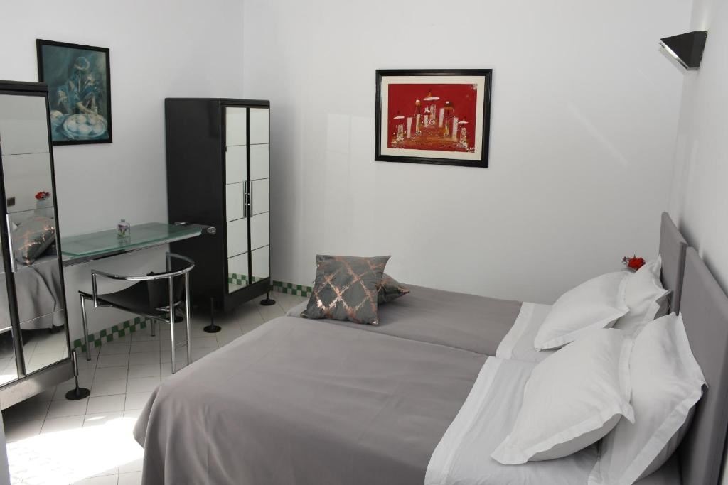 rooms-singleuse-standard-room