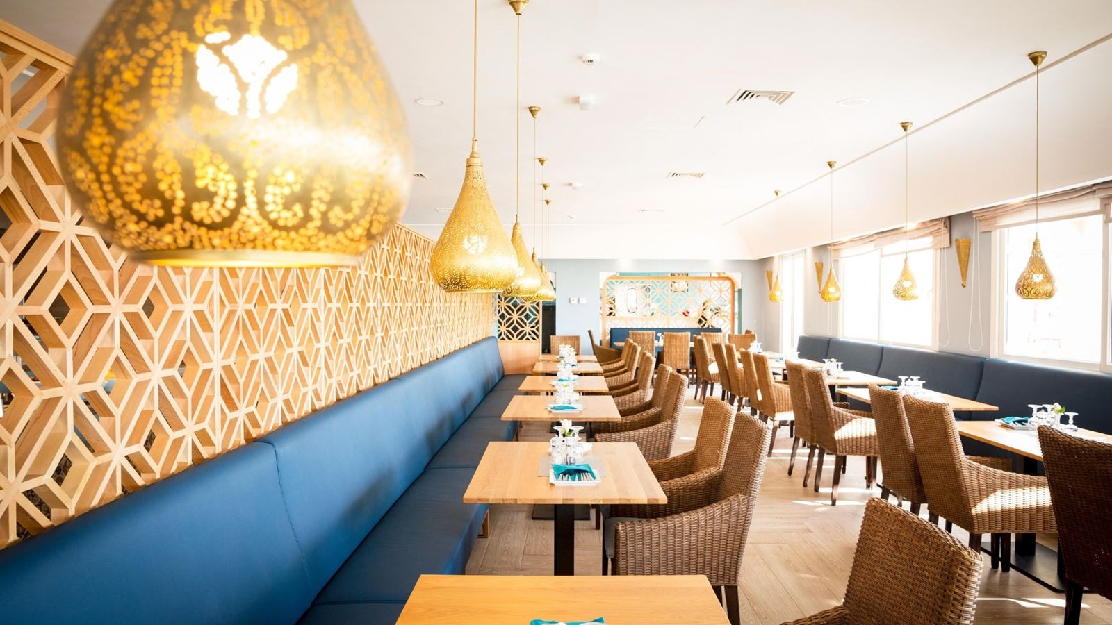 restaurants-restaurants