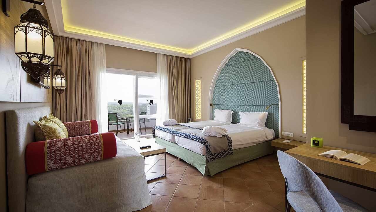 rooms-singleuse-standard-room-lateralseaview