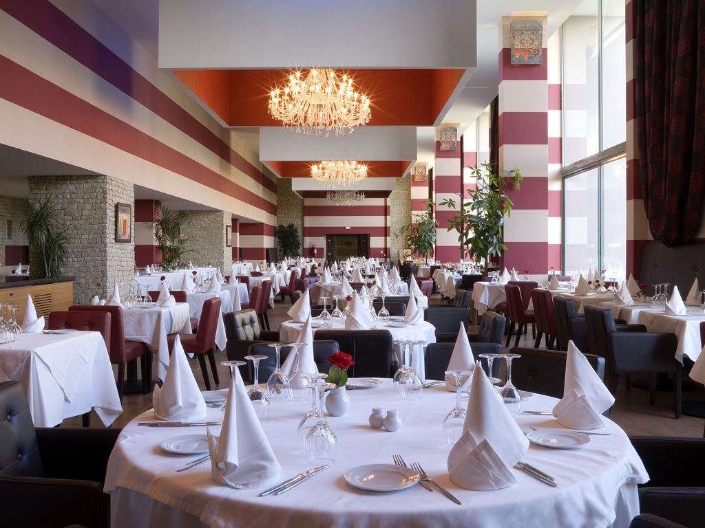 restaurants-main-restaurant