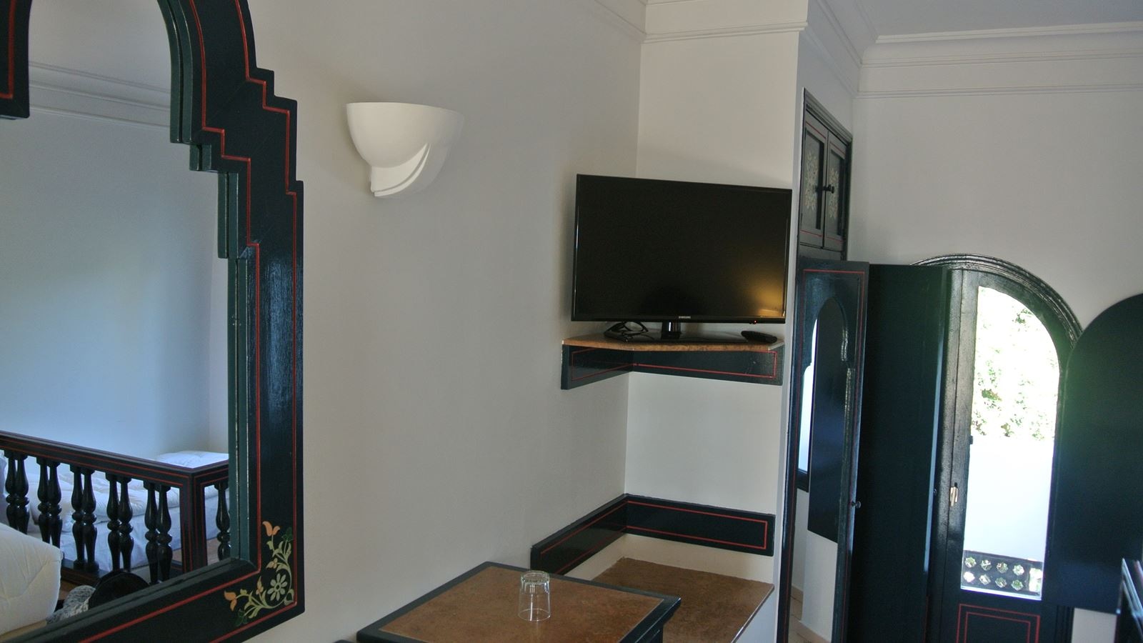 rooms-double-standard-room-balcony-or-terrace