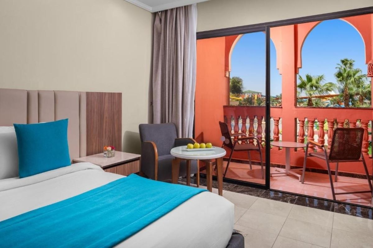 rooms-standard-room-gardenview