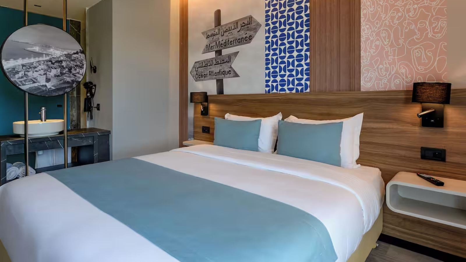 rooms-double-superior-room-poolview