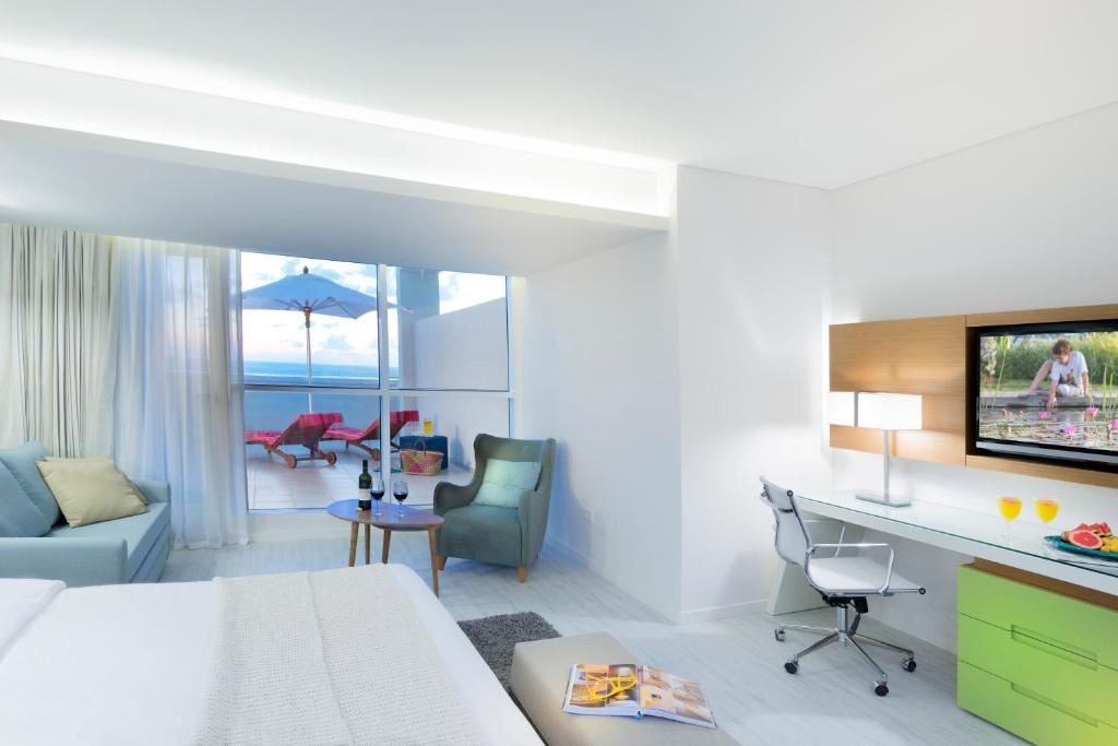 rooms-club-terrace-room