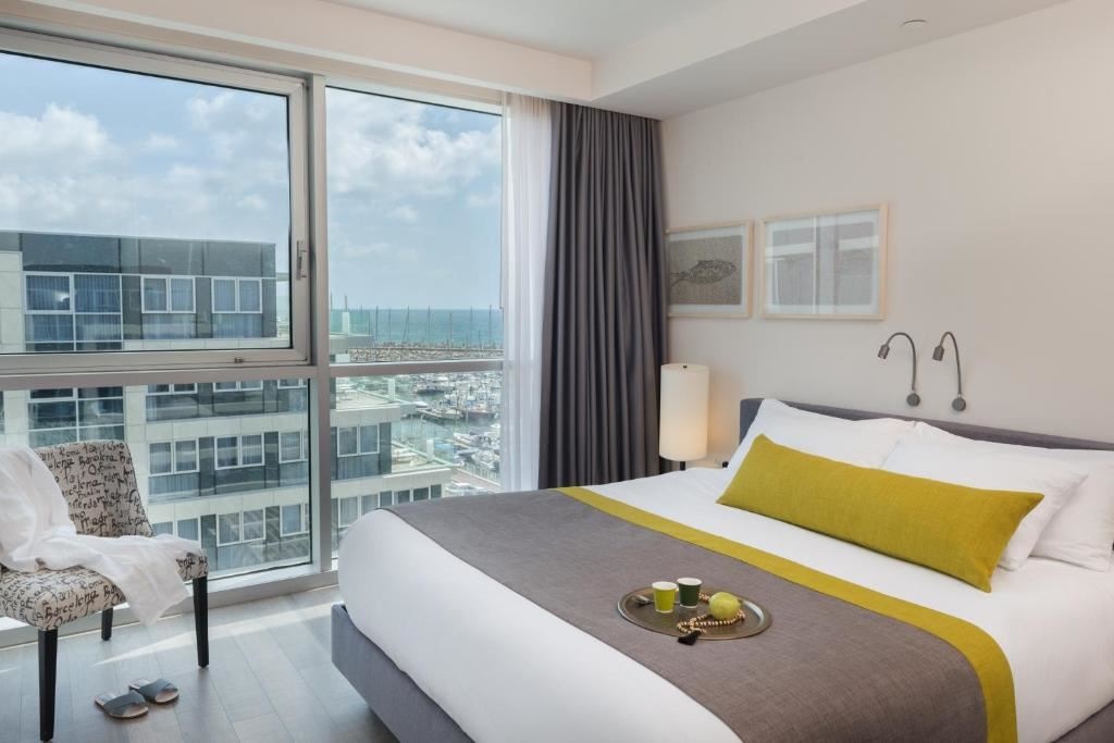 rooms-terrace-mediterranean-suite-with-full-sea-view