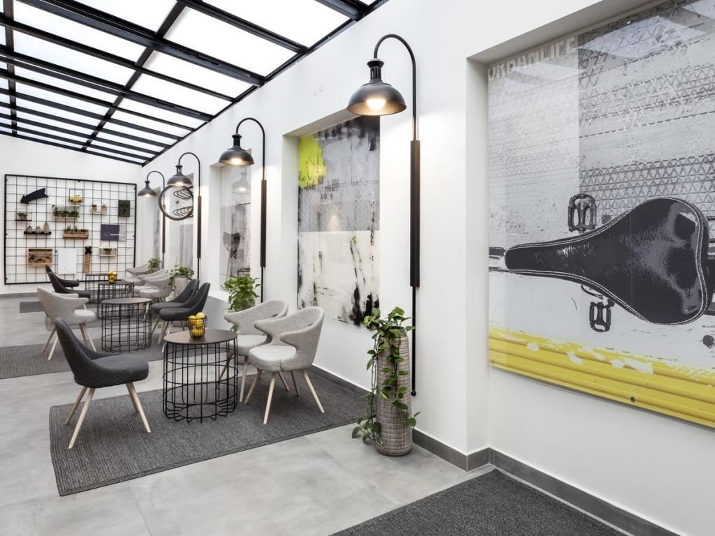 restaurants-restaurant