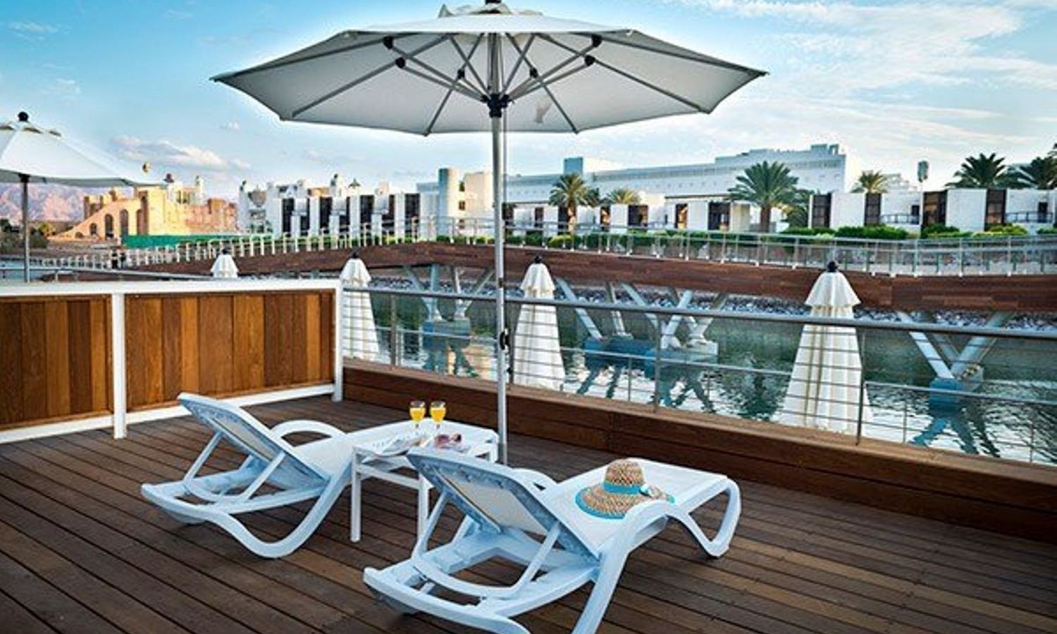 rooms-garden-lagoona-suite