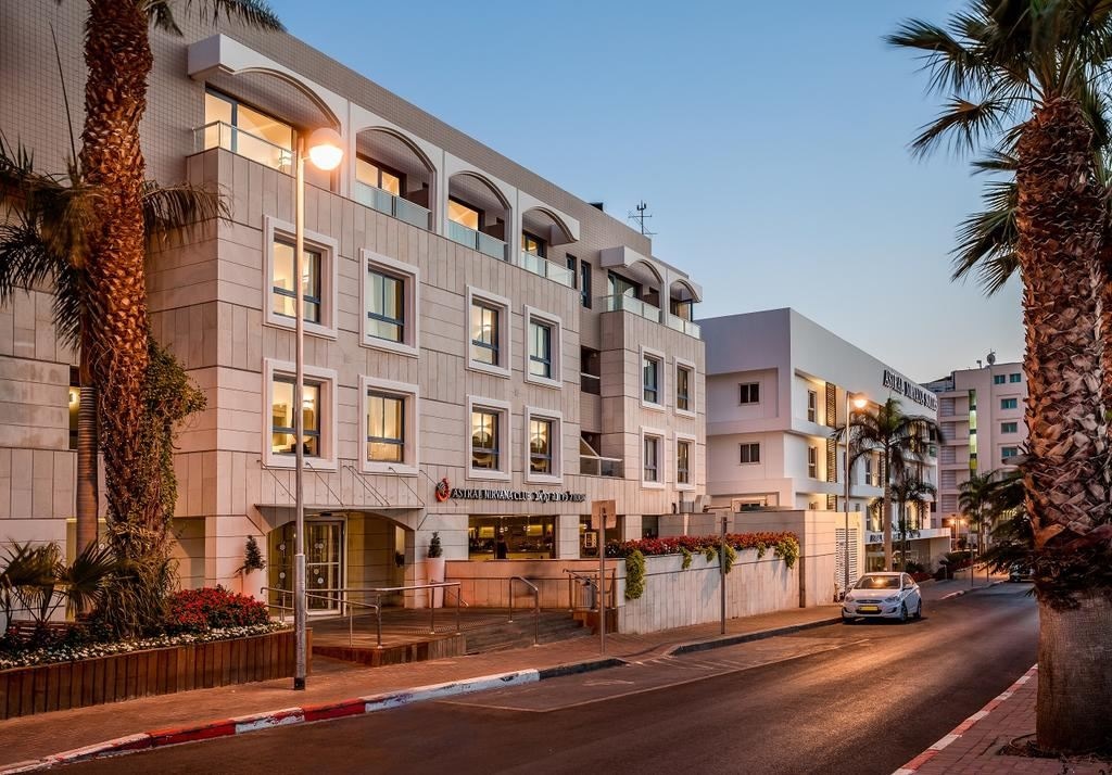 general-main-building