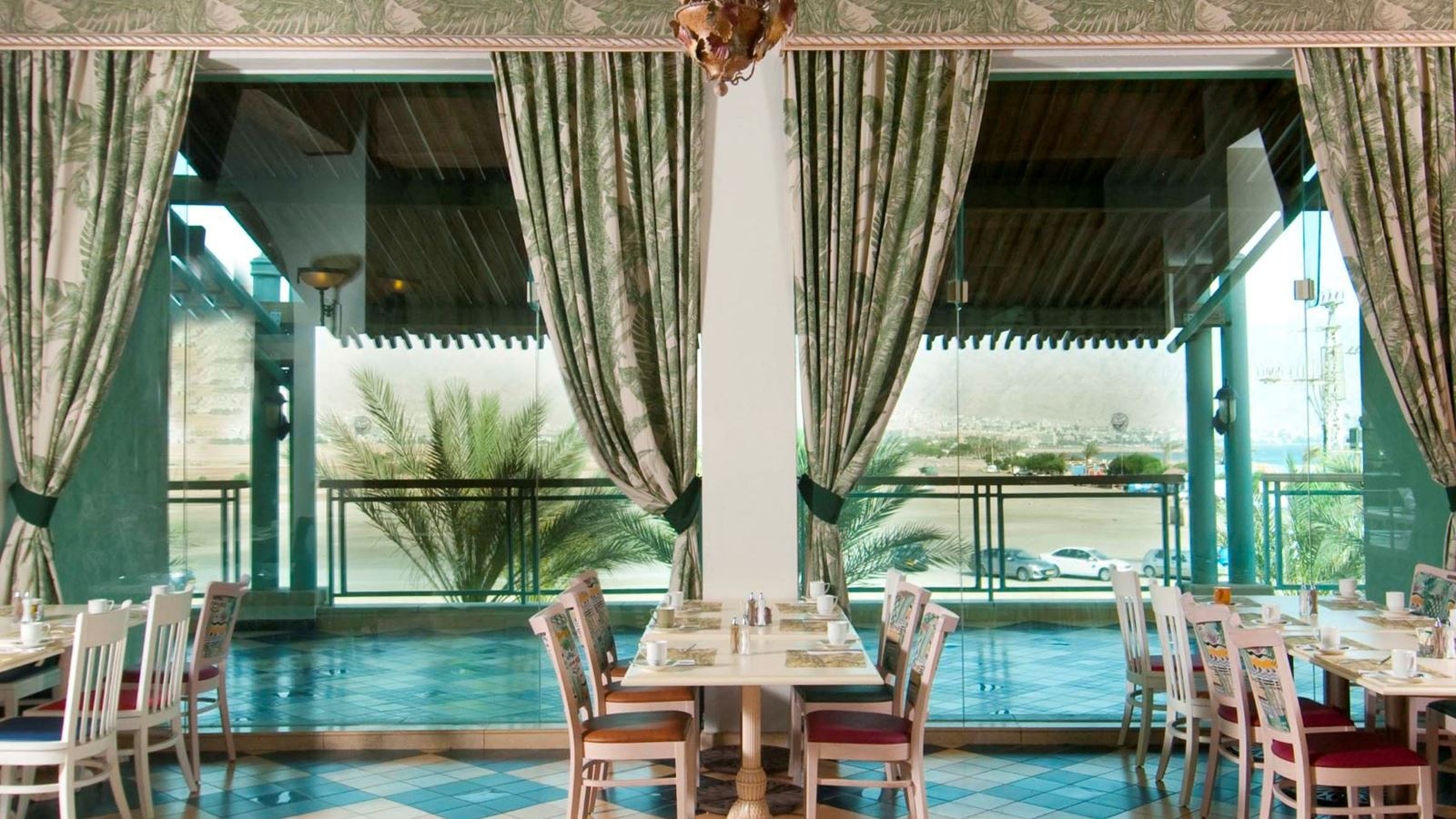 restaurants-the-tamarind-and-tzaparim