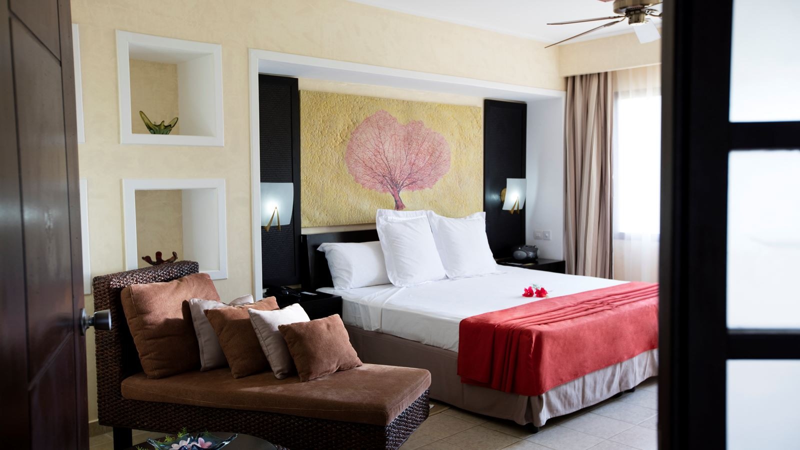 rooms-suite-sanctuary