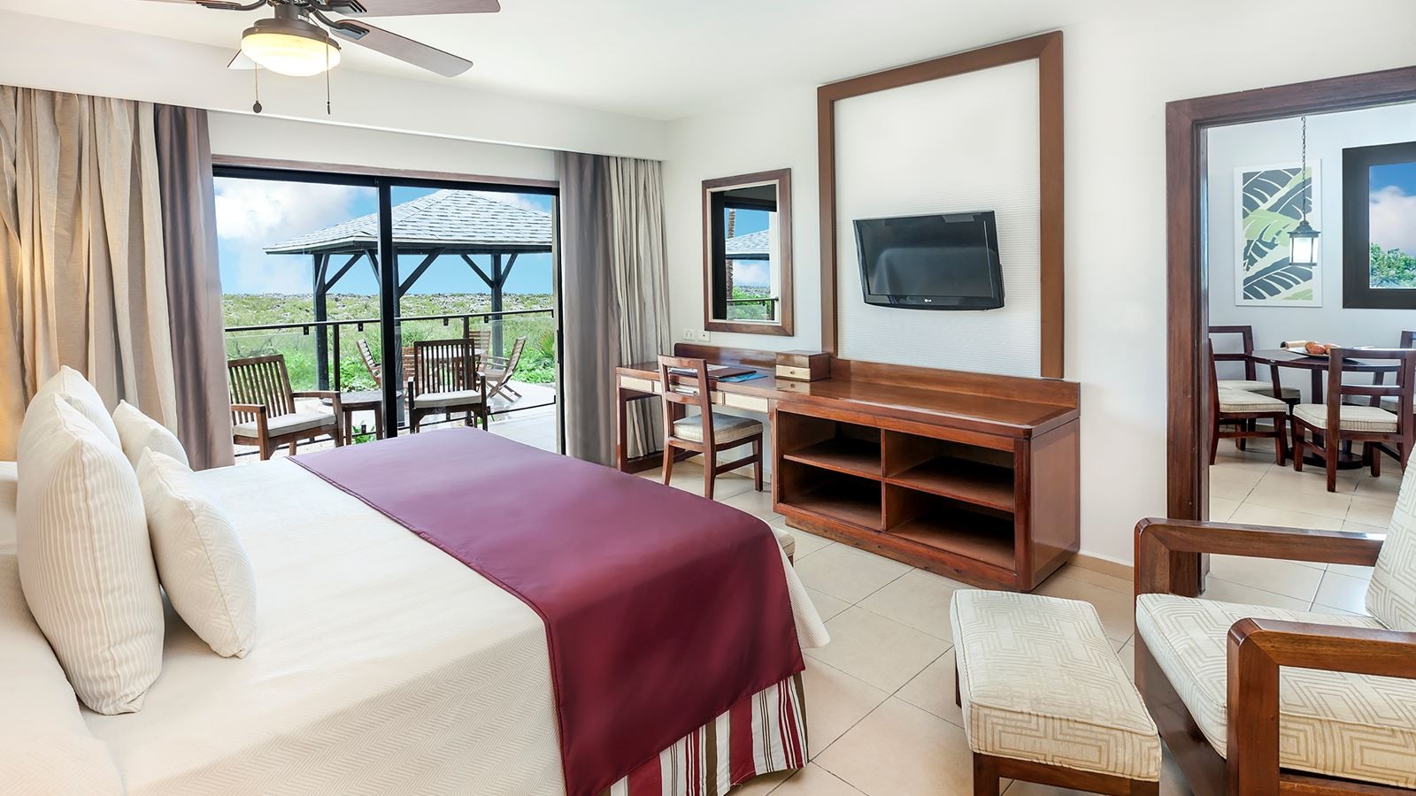 rooms-the-level-royal-suite