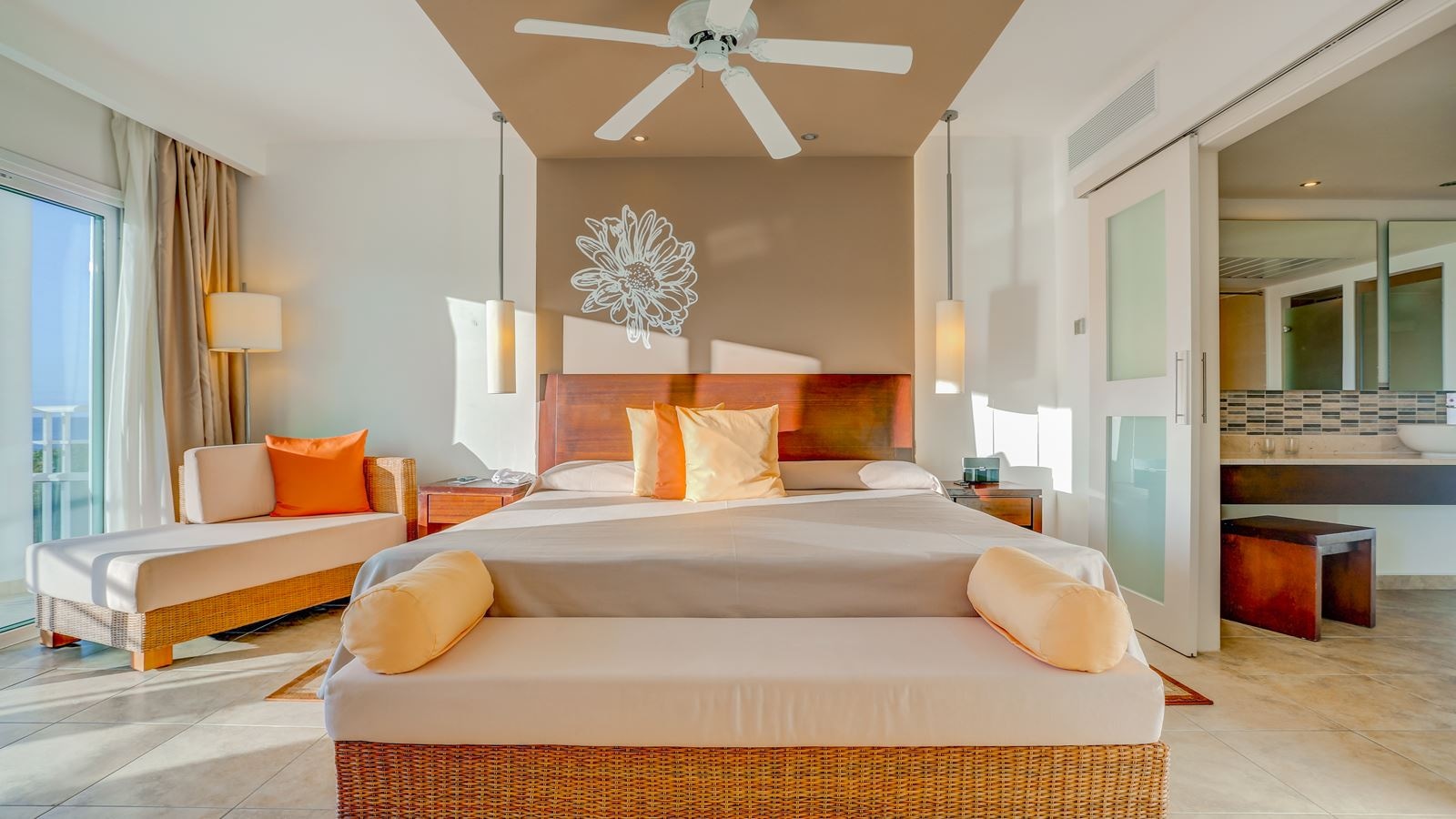 rooms-imperial-suite-1b-room