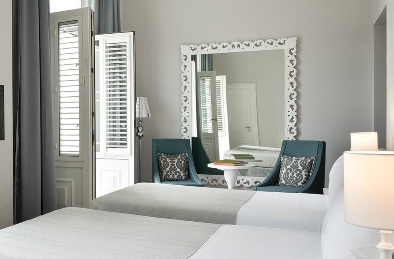 rooms-grand-deluxe-room