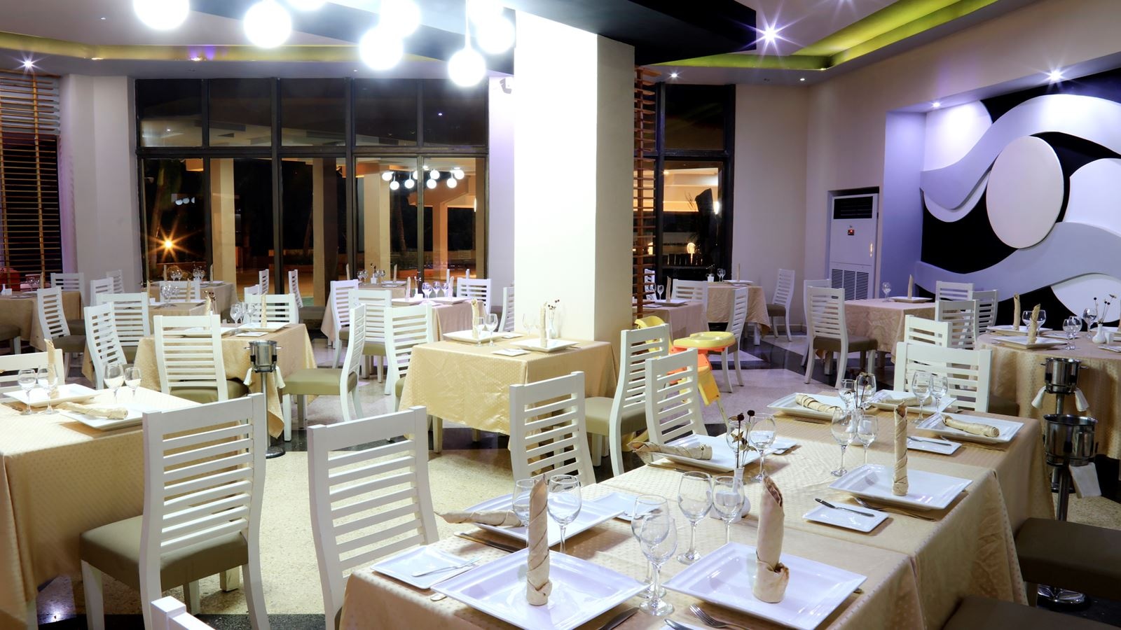 restaurants-fusion-restaurant