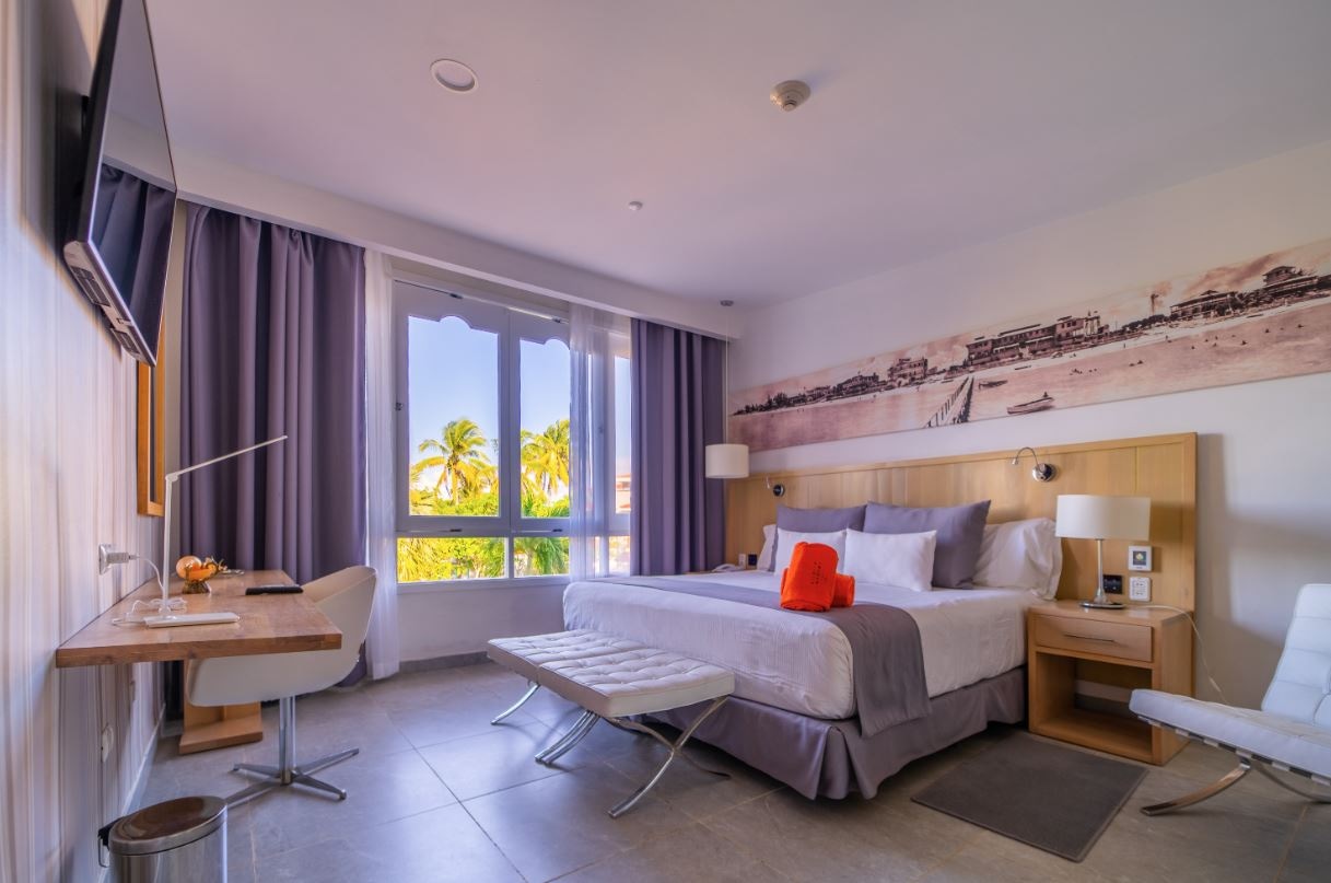 rooms-deluxe-junior-suite