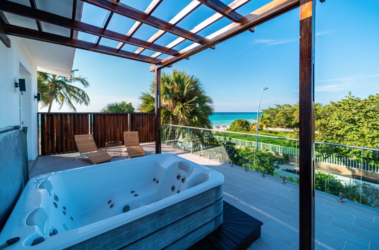 rooms-junior-suite-premium-sea-view