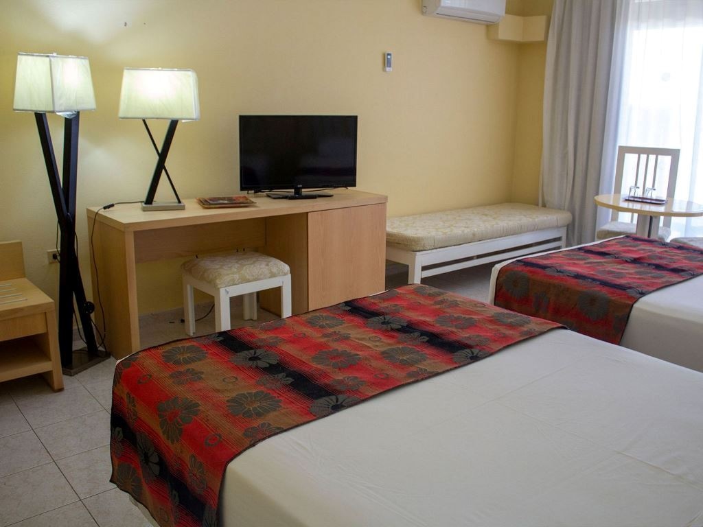 rooms-standard-room-sea-view