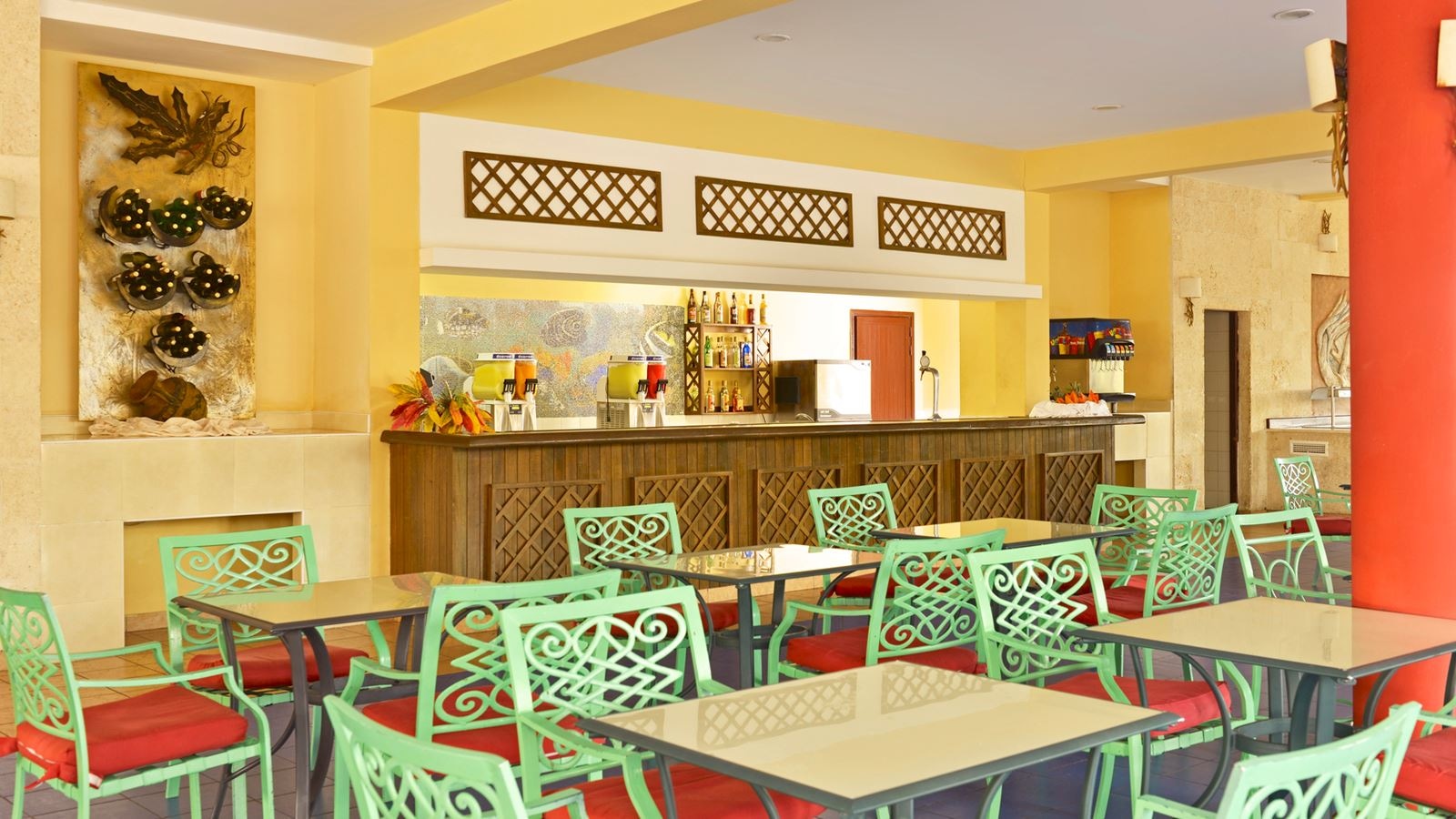 restaurants-snack-bar-east