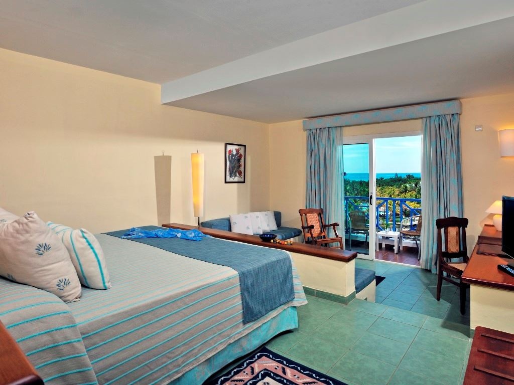 rooms-junior-suite-sea-view
