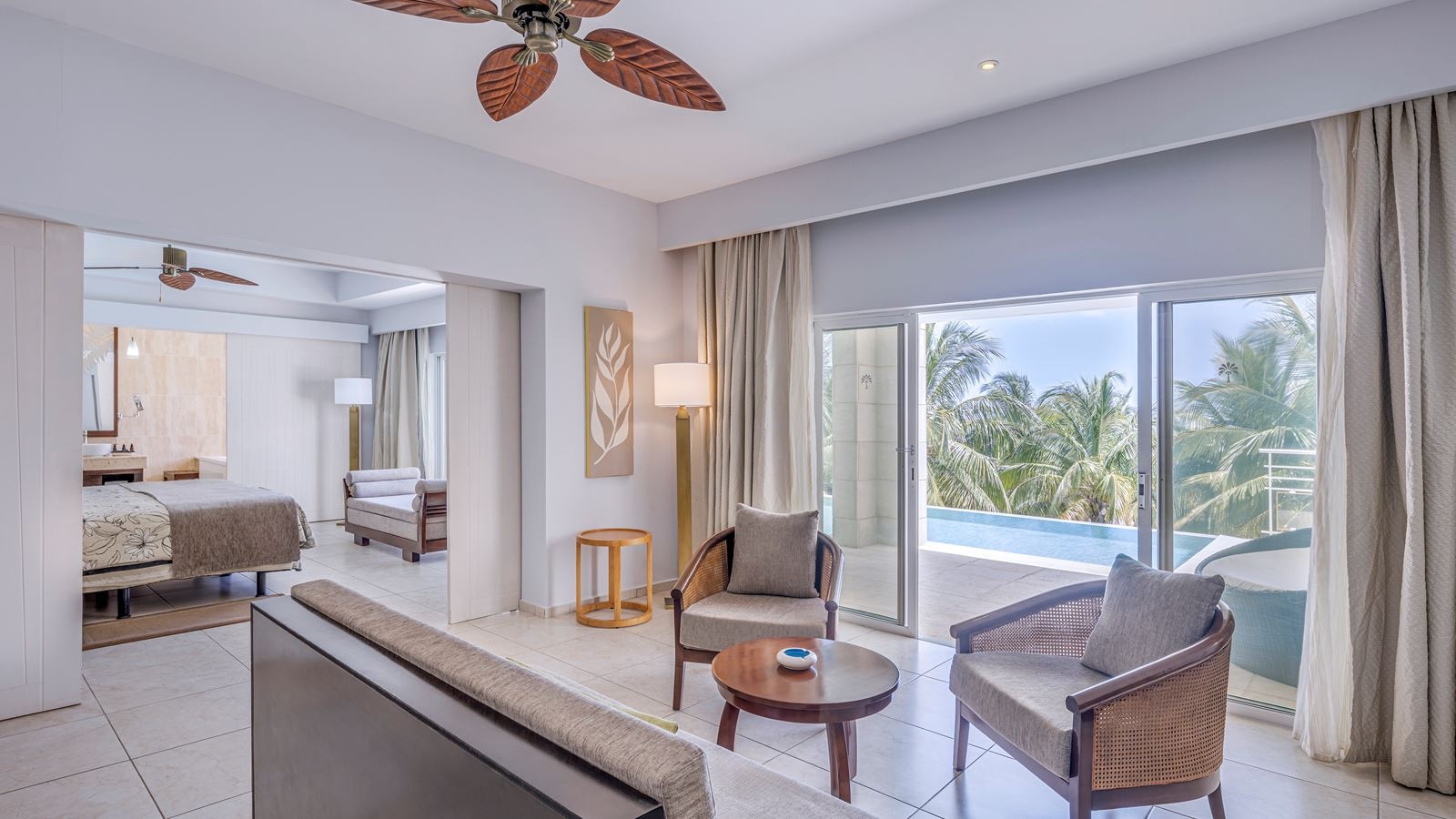 rooms-presidential-suite-royal-service